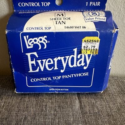 Leggs Everyday Sheer Toe Tan Medium Control Top Pantyhose ***New